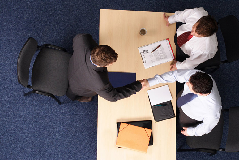 現地視察サポート